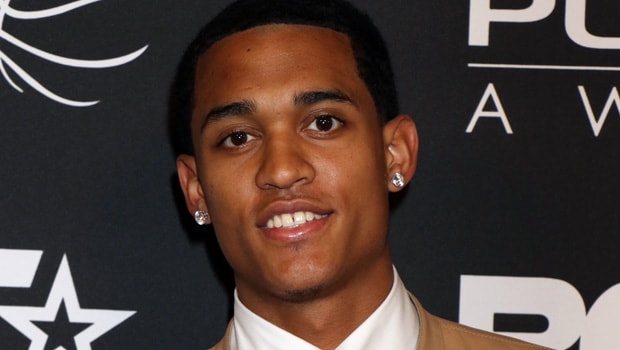 NBA – Jordan Clarkson fue multado con 25.000 dólares por empujar al árbitro 4 de enero de 2021